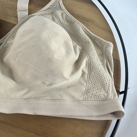 Hanes Womens Wire-Free Comfort Bra 2X Beige Nylon/Spandex Blend With Lace Accent - Picture 4 of 9